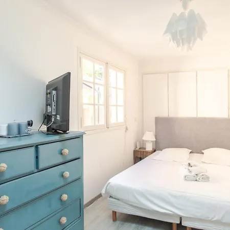 Les Trefles Furnished House