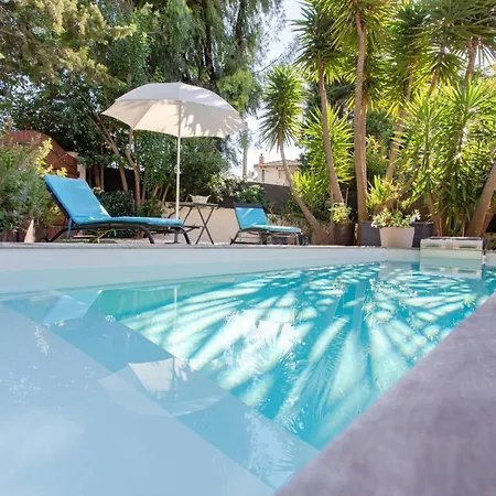 Holiday home Les Trefles Furnished House Cannes