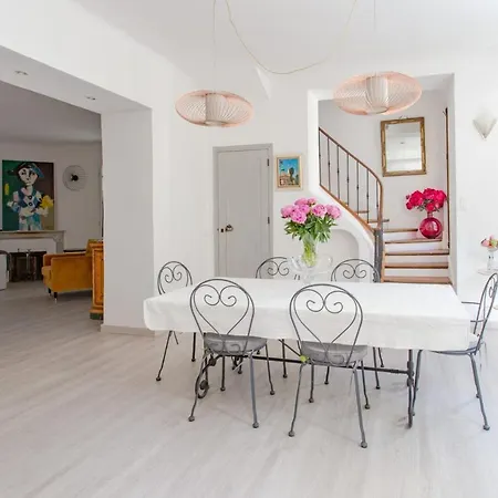 Les Trefles Furnished House